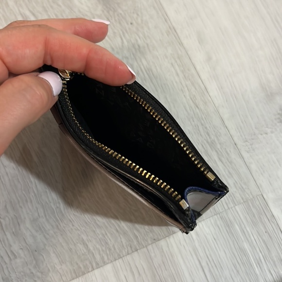 Kate Spade Cardholder - Picture 5 of 6